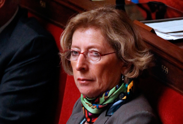 Mme Fioraso adore le portugais...