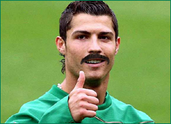 Ronaldo de bigode