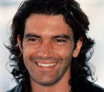 FOTO ANTONIO BANDERAS FILME LEY DESEO foto antonio banderas filme ley deseo: