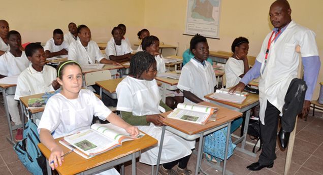 Image result for escola angola