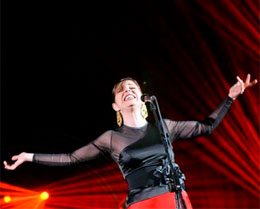 Kátia Guerreiro: «O fado é a canção que canta a vida»