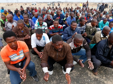 África do Sul: Greves fecham minas 